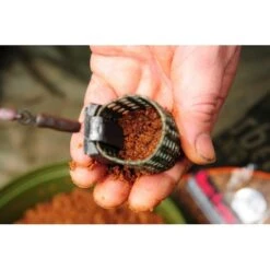 DYNAMITE BAITS Dynamite Big Fish River Groundbait Meat Furter 1.8kg -Angeln Discounter meat furter barbel groundbait 550x550w